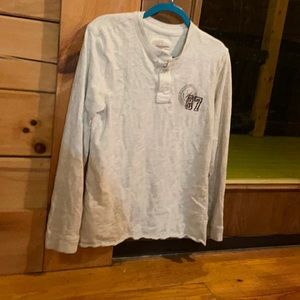 Cream long sleeve Aeropostale shirt